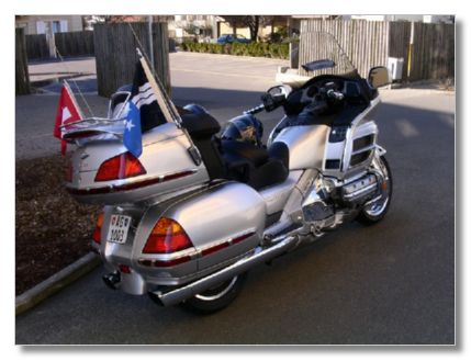 DIE ERSTEN BILDER VON UNSERER NEUEN GOLDWING 1800 (19.03.2005)