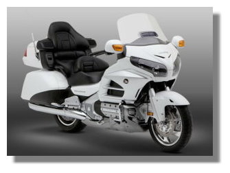 GOLDWING 1800 (USA PEARL WHITE)